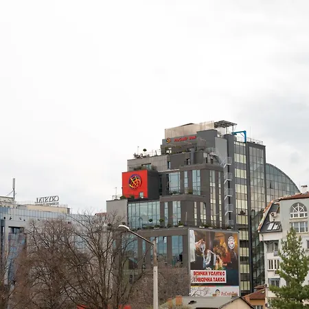 Appartement Sunny 1bdr Near Center *