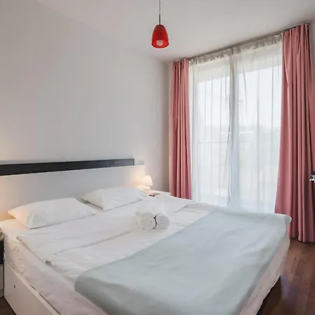 Apartamento Sunny 1bdr Near Center *