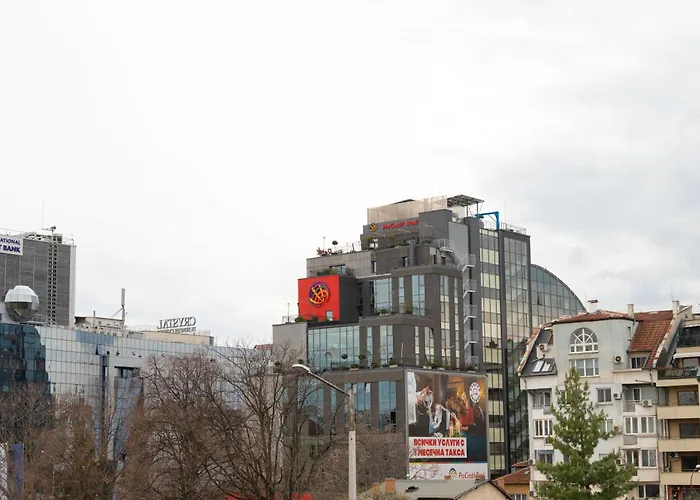 Daire Sunny 1bdr Near Center *